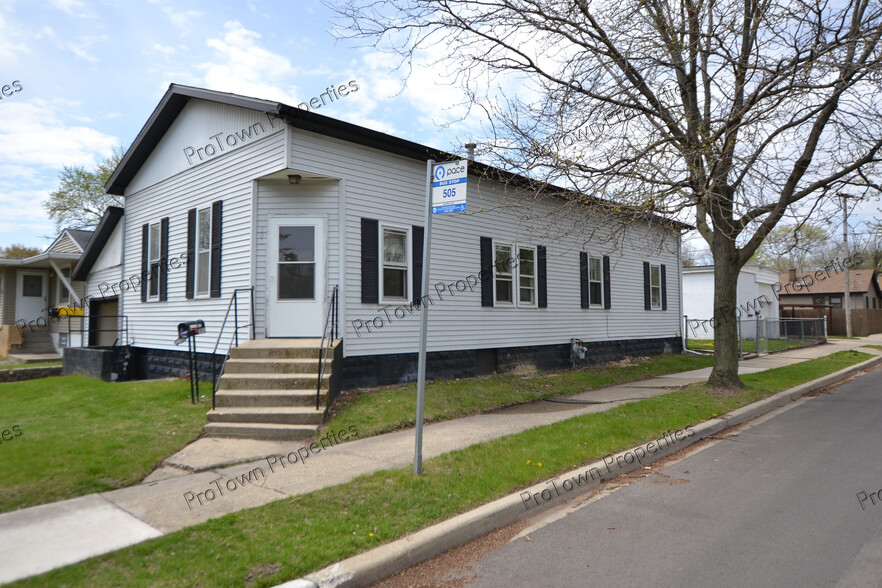 Primary Photo - 301 Wheeler Ave