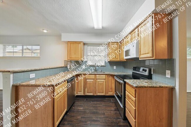 Building Photo - 506 E Alexander Ln