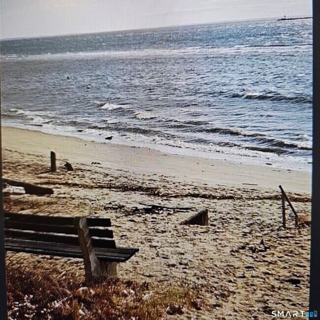 Building Photo - 47 Broadway S