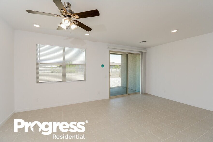 Building Photo - 14446 W Hackamore Dr.