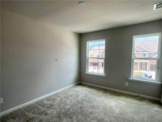 Building Photo - 5869 Wheeler Ridge Rd