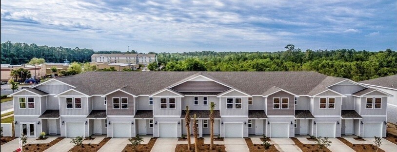 Building Photo - 5852 Callaway Cir