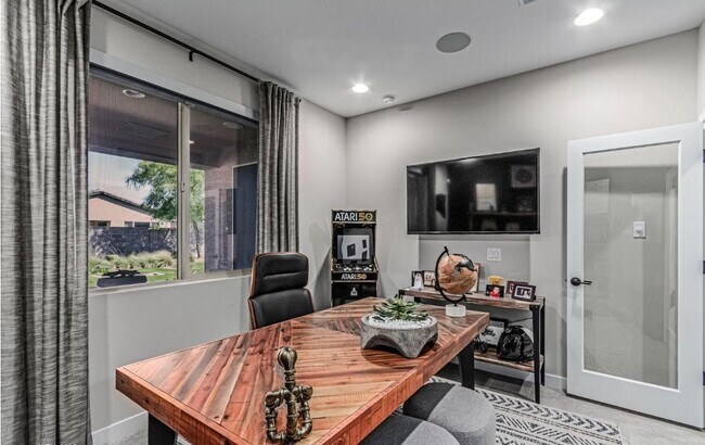 Building Photo - 5059 N 183rd Ln