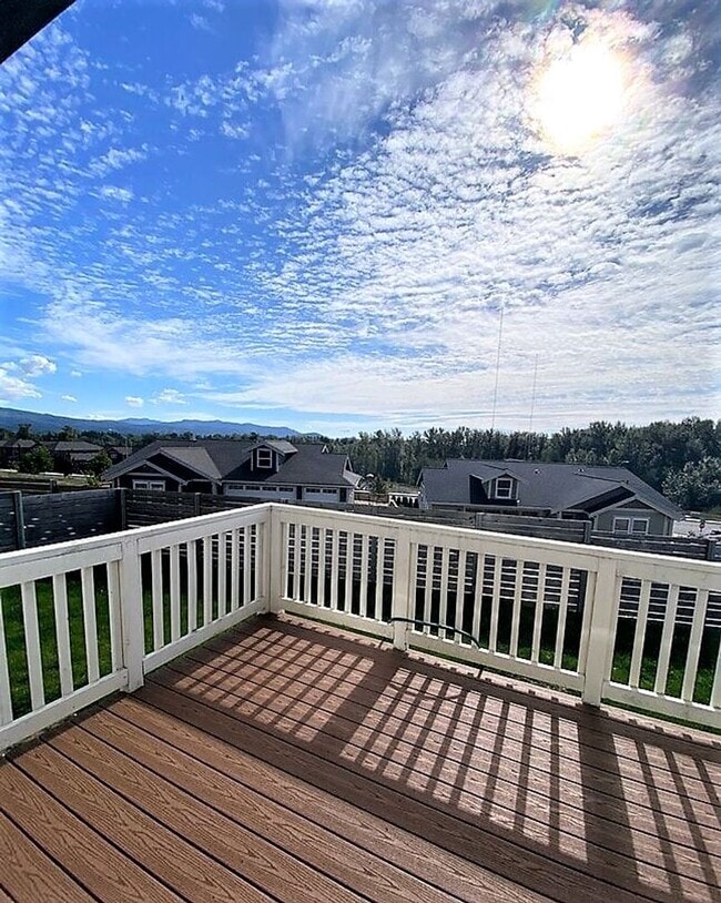 Building Photo - 4318 Blackstone Wy