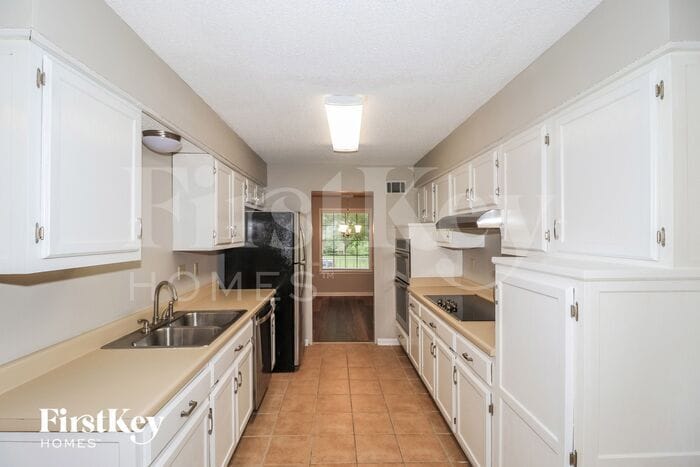 Building Photo - 9166 Valkrie Ln