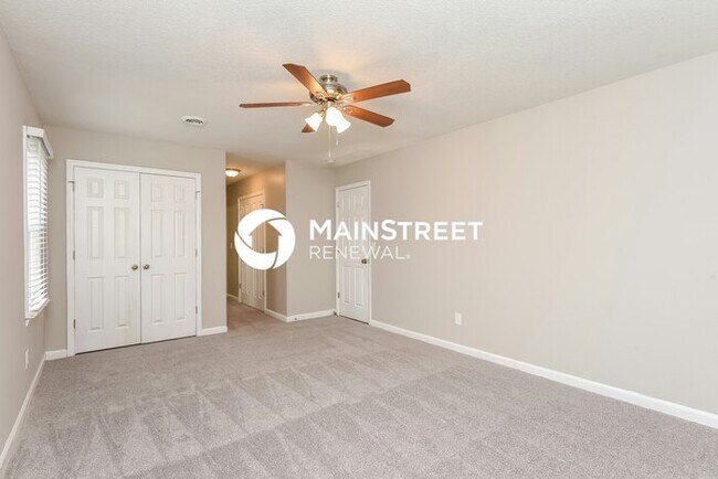 Building Photo - 4 Bedroom Pet-Friendly Home in Greensboro, NC with Main Street Renewal