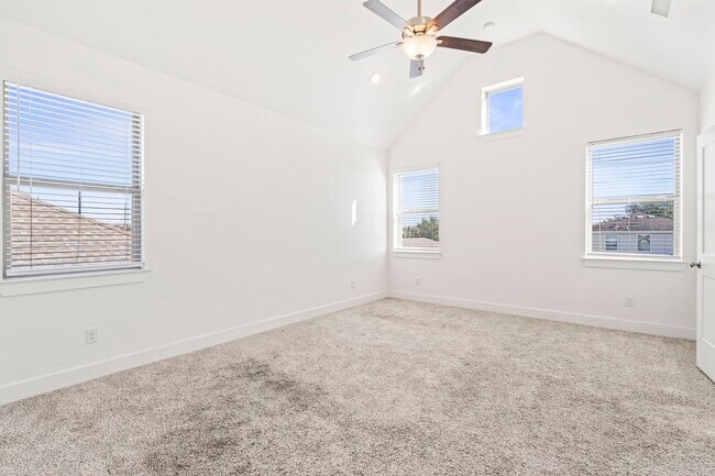 Building Photo - 7818 Starfish Arbor Dr