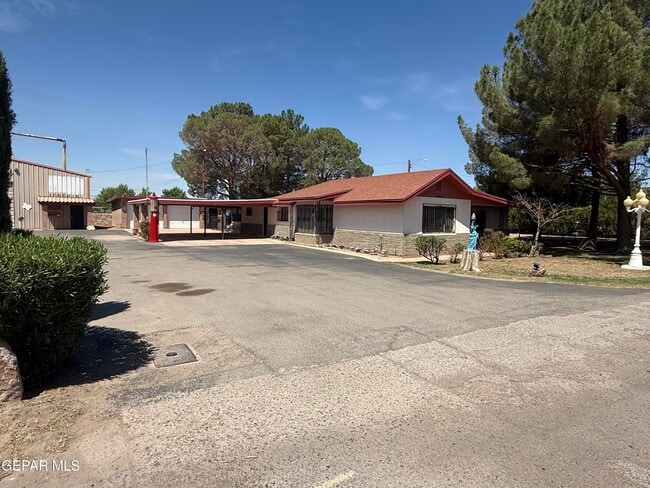 Building Photo - 10650 Socorro Rd