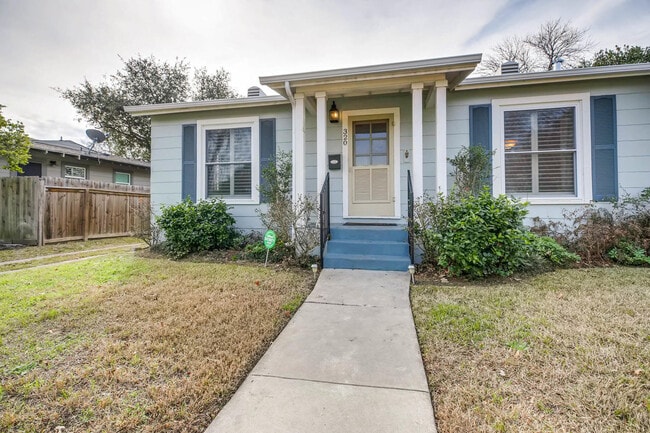 Building Photo - Charming 2 BR / 1 Bath in highly desirable Terrell Heights of San Antonio!