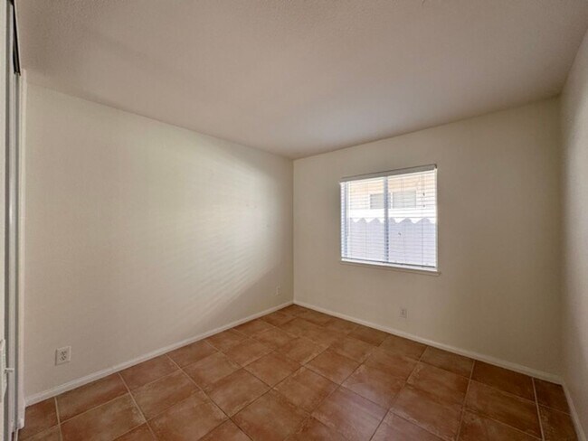 Building Photo - For a limited time only, enjoy 15 DAYS FREE RENT when you lease today! Charming 3 bedroom 2 Bathr...