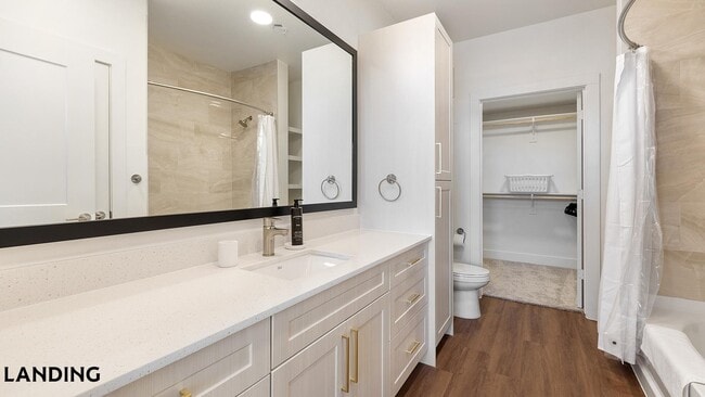 Building Photo - 108 N US Hwy 377