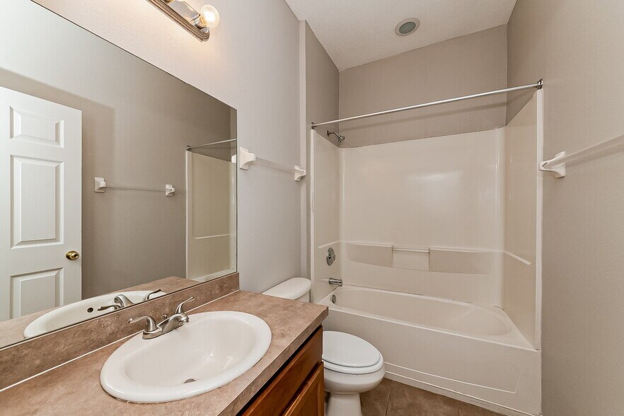 Building Photo - 9011 40th Ct E
