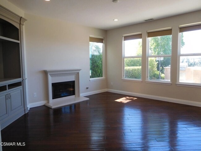Building Photo - 20800 Sardinia Way