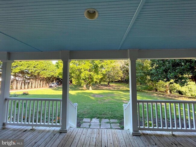 Building Photo - 4085 Hallowing Point Rd