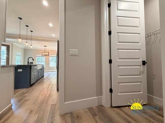 Building Photo - Elegant 4-Bedroom Home in Elliot Point with multiple neighborhood parks!