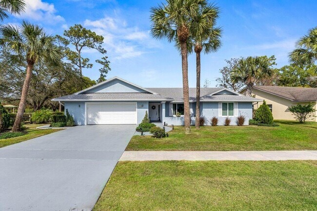 Primary Photo - 847 Foresteria Ave