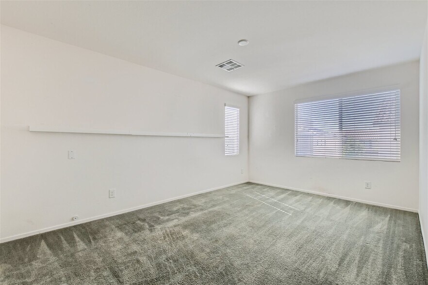 Building Photo - 10643 Forum Peak Ln