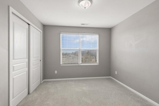 Building Photo - 5649 Saint Patrick View