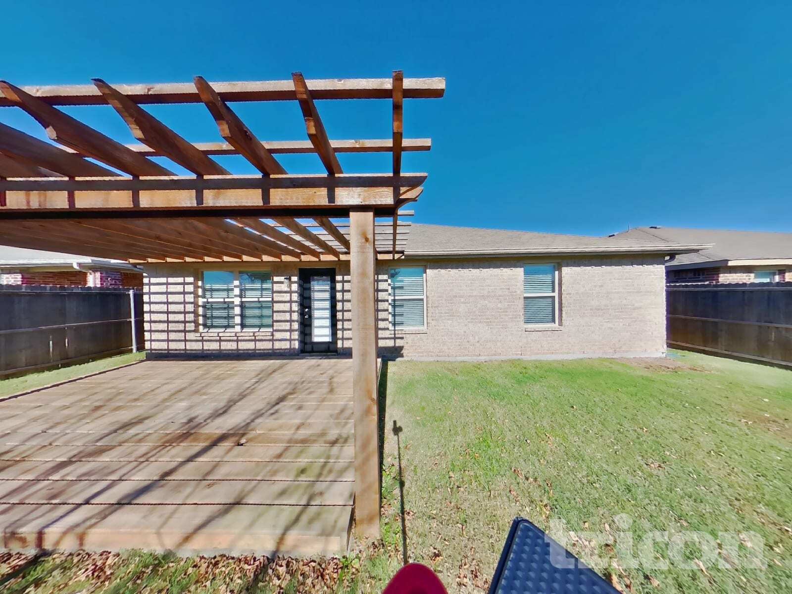 Building Photo - 2060 Brisbon St