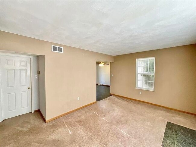 Building Photo - 2625 S Belt W