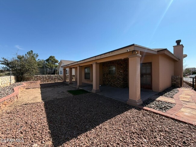 Building Photo - 12190 Via Inca Dr