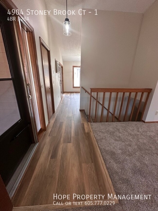 Building Photo - 4904 Stoney Brook Ct