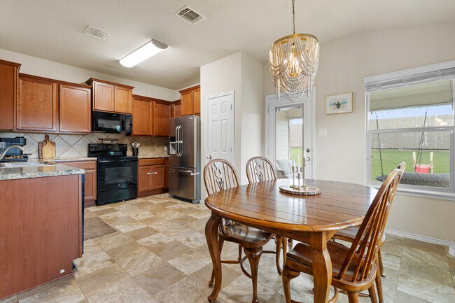 Building Photo - 503 Coby Dr