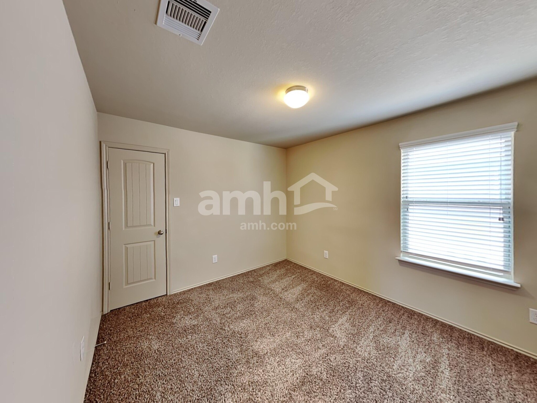 Building Photo - 33217 Wedgewood Dr