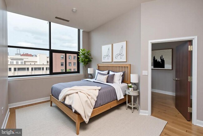 Building Photo - 315 Arch St