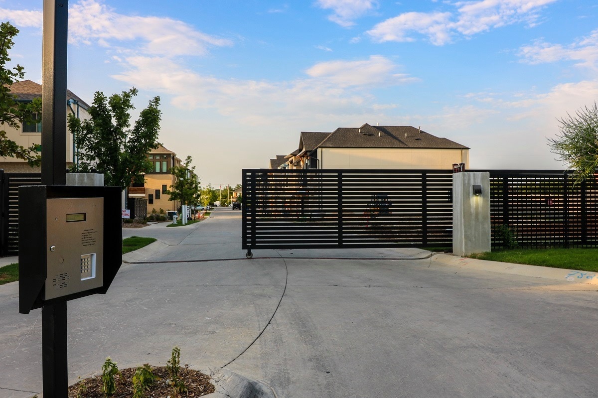 Building Photo - 8379 Nunley Ln