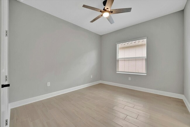 Building Photo - 10182 Crystal Isles Cir