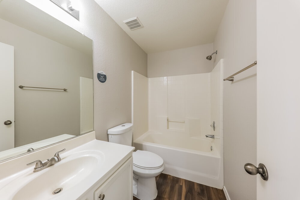 Building Photo - 13401 N 127th Dr