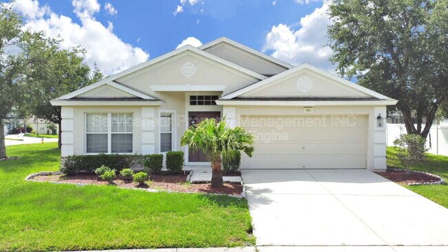 Primary Photo - 7603 Crescent Palm Dr