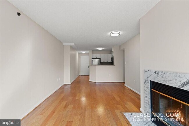 Building Photo - 1230 23rd St NW