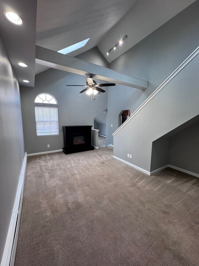 Building Photo - 3 bedroom 2 bath Home in Alburtis