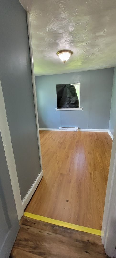Building Photo - Beautiful Single Family 2 Bedroom with a B...