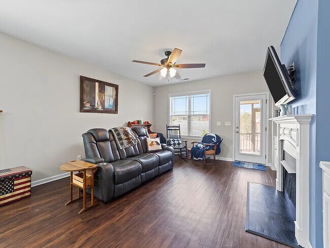 Building Photo - Earn Wealth While Leasing - Like a Homeowner - Lease to Own