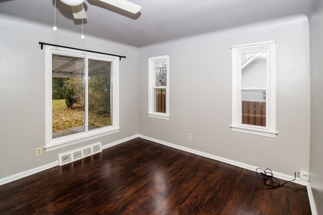 Building Photo - 11702 Ridge Rd