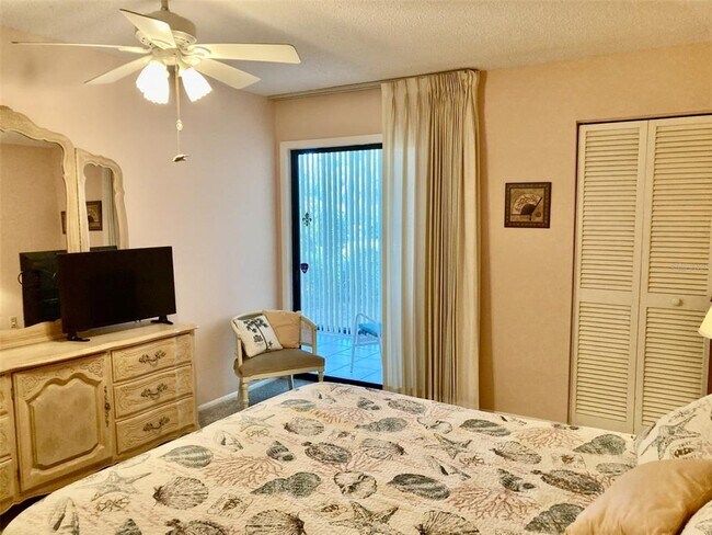 Building Photo - 3500 El Conquistador Pkwy