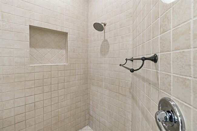 Building Photo - 8310 Tivoli Dr