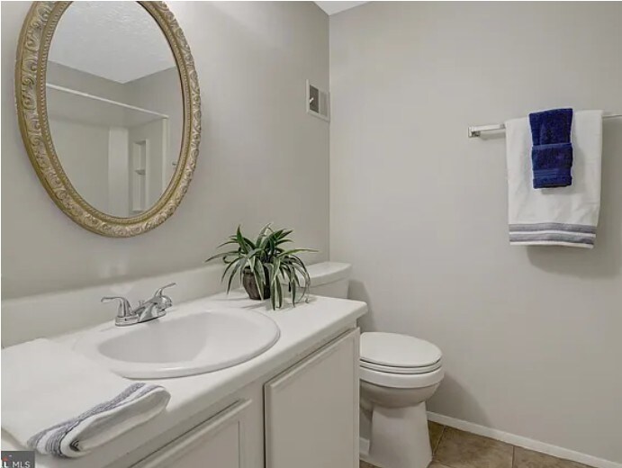 Building Photo - 4653 Brentleigh Ct