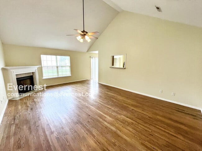Building Photo - 1720 Hawk Run Ln