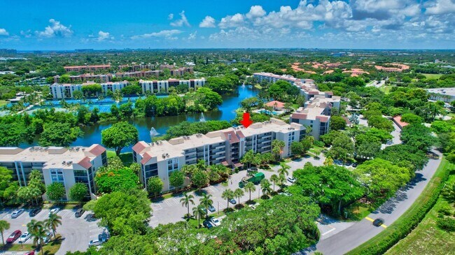 Building Photo - 950 Lavers Cir
