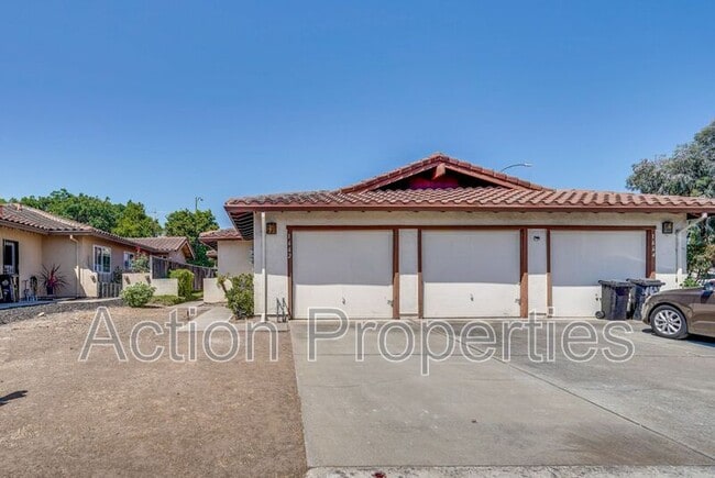 Building Photo - 1662 Merriton Ct