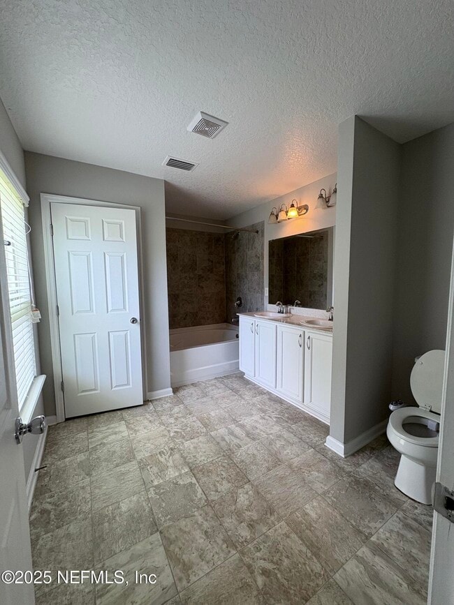 Building Photo - 13491 Avery Park Ln