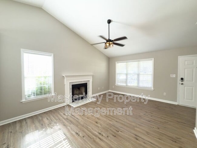 Building Photo - 312 Noonday Ct