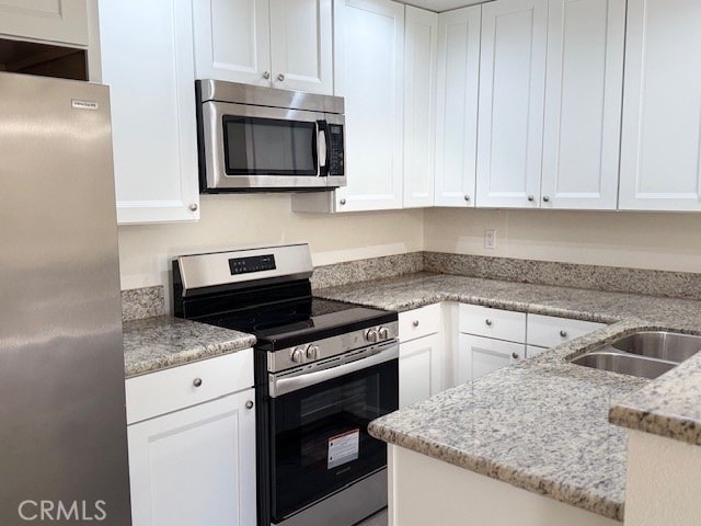 Building Photo - 45225 Sunset Ln