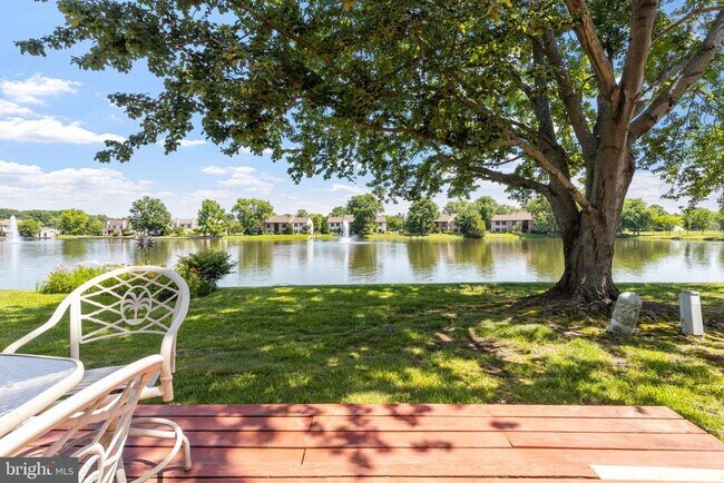 Building Photo - 36 Viburnum Ln