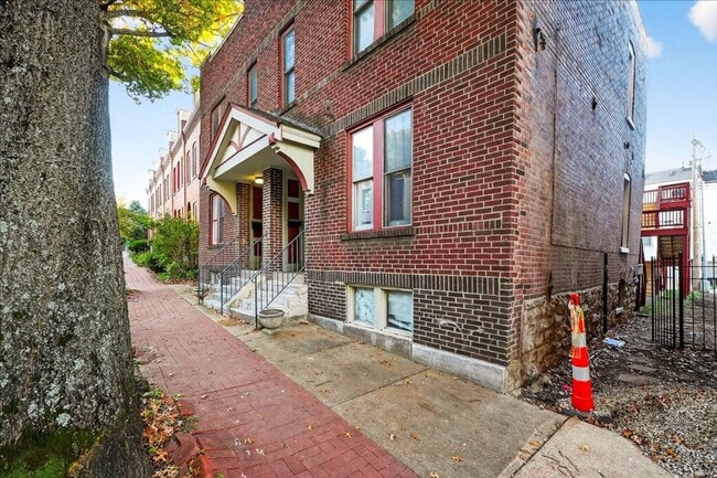 Building Photo - Her Name is Michelle