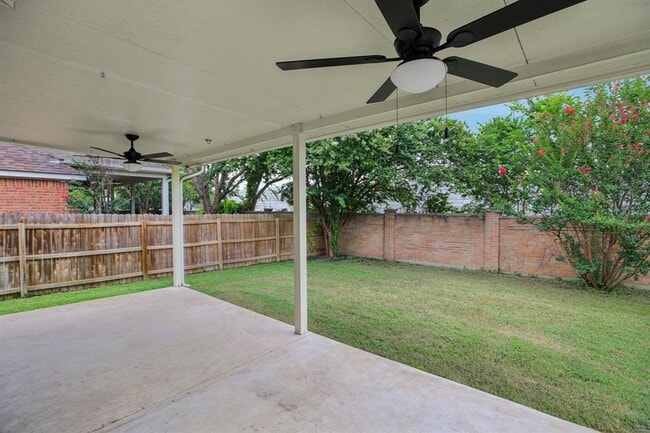 Building Photo - 4405 S Summercrest Loop